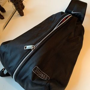 🔹NIKE VERDANA LIMITED shoulder bag